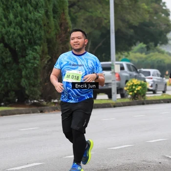 Runner Photo 8499332