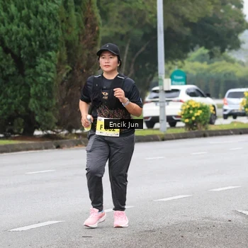 Runner Photo 8499358