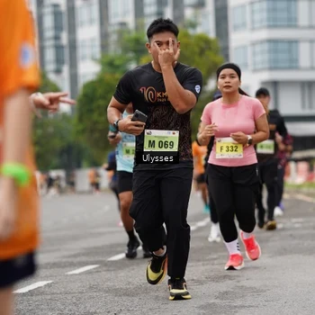 Runner Photo 8499379