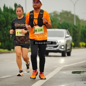 Runner Photo 8499395