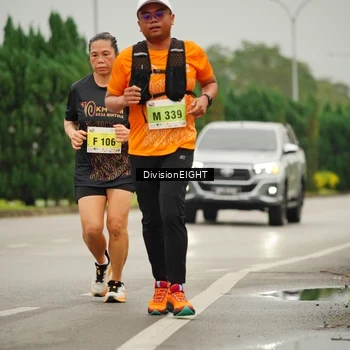 Runner Photo 8499397