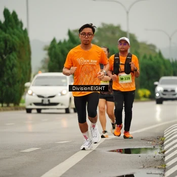 Runner Photo 8499427