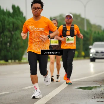 Runner Photo 8499545