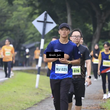 Runner Photo 8499594