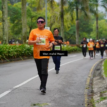 Runner Photo 8499640