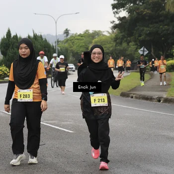 Runner Photo 8499691