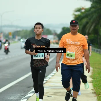 Runner Photo 8499702