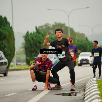 Runner Photo 8499722