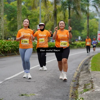 Runner Photo 8499759