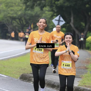 Runner Photo 8499761