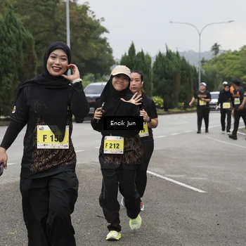 Runner Photo 8499843
