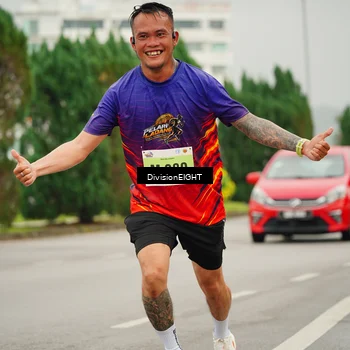 Runner Photo 8499851