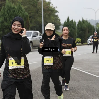 Runner Photo 8499854