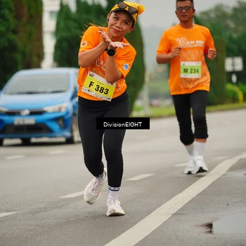 Runner Photo 8499925