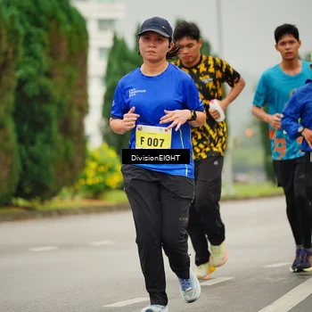 Runner Photo 8500014