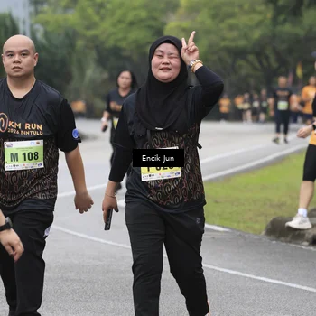 Runner Photo 8500020