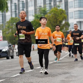 Runner Photo 8500035