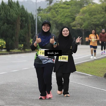 Runner Photo 8500038