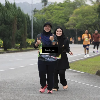 Runner Photo 8500039