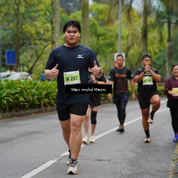 Runner Photo 8500044