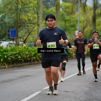 Runner Photo 8500058