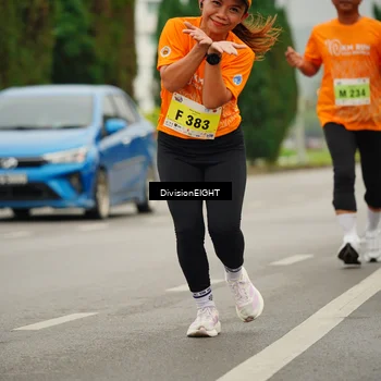 Runner Photo 8500063