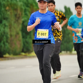 Runner Photo 8500066