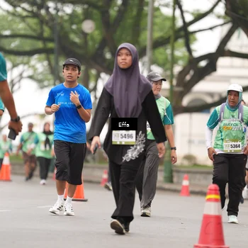 Runner Photo 8500078