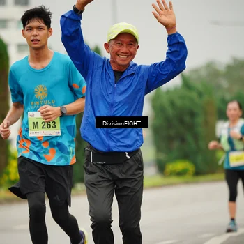 Runner Photo 8500079