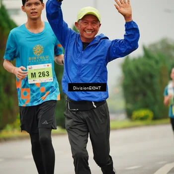 Runner Photo 8500098