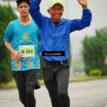 Runner Photo 8500121