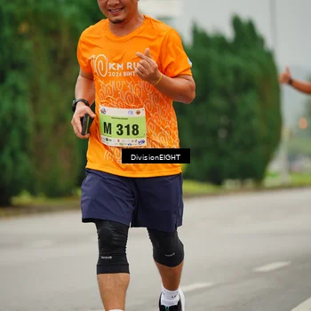 Runner Photo 8500165