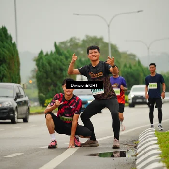 Runner Photo 8500223