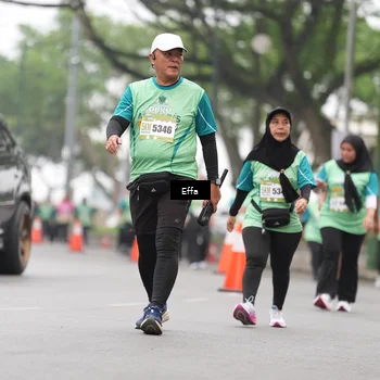 Runner Photo 8500304