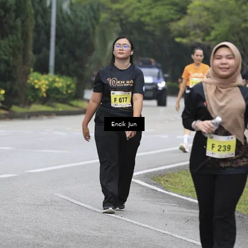 Runner Photo 8500344