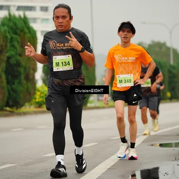 Runner Photo 8500413