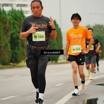 Runner Photo 8500431