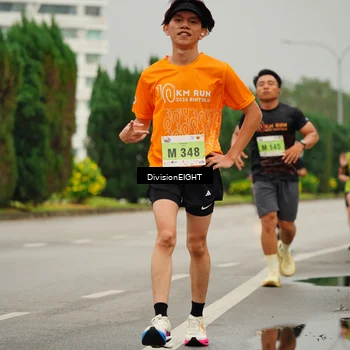 Runner Photo 8500435