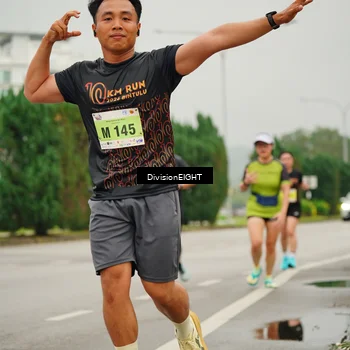 Runner Photo 8500496