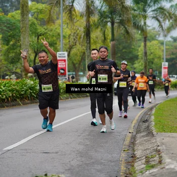 Runner Photo 8500504