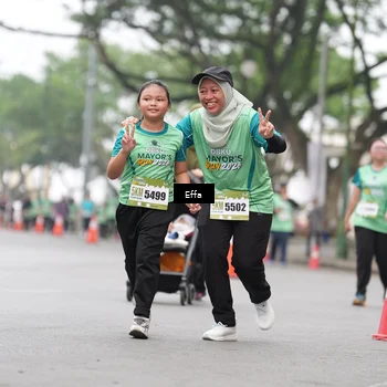 Runner Photo 8500538