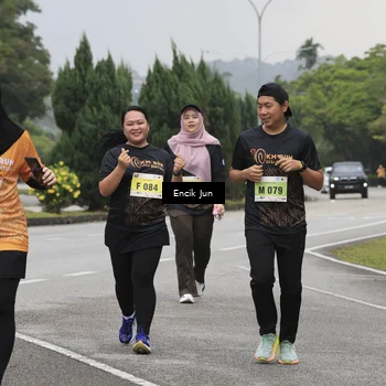 Runner Photo 8500545