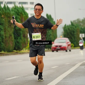 Runner Photo 8500600