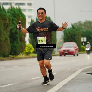 Runner Photo 8500611