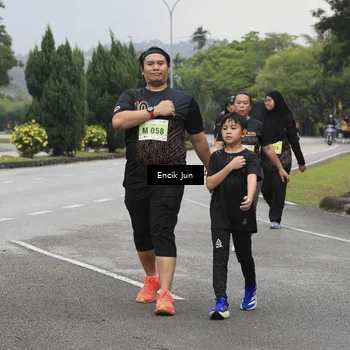 Runner Photo 8500636