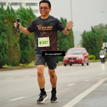 Runner Photo 8500639