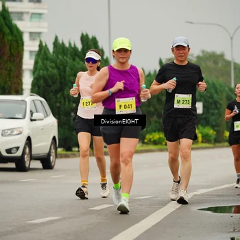 Runner Photo 8500667