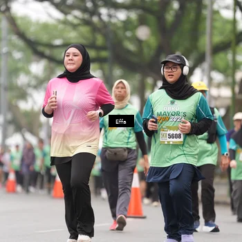 Runner Photo 8500693