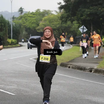 Runner Photo 8500699