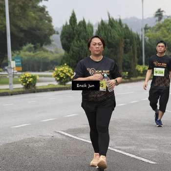 Runner Photo 8500700